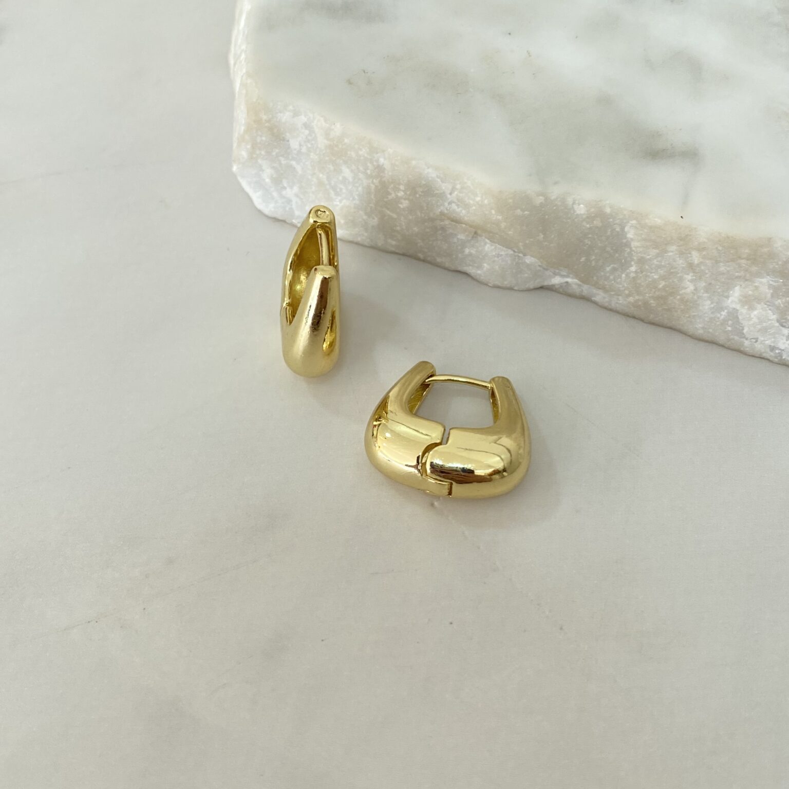 Argolla gruesa lisa M