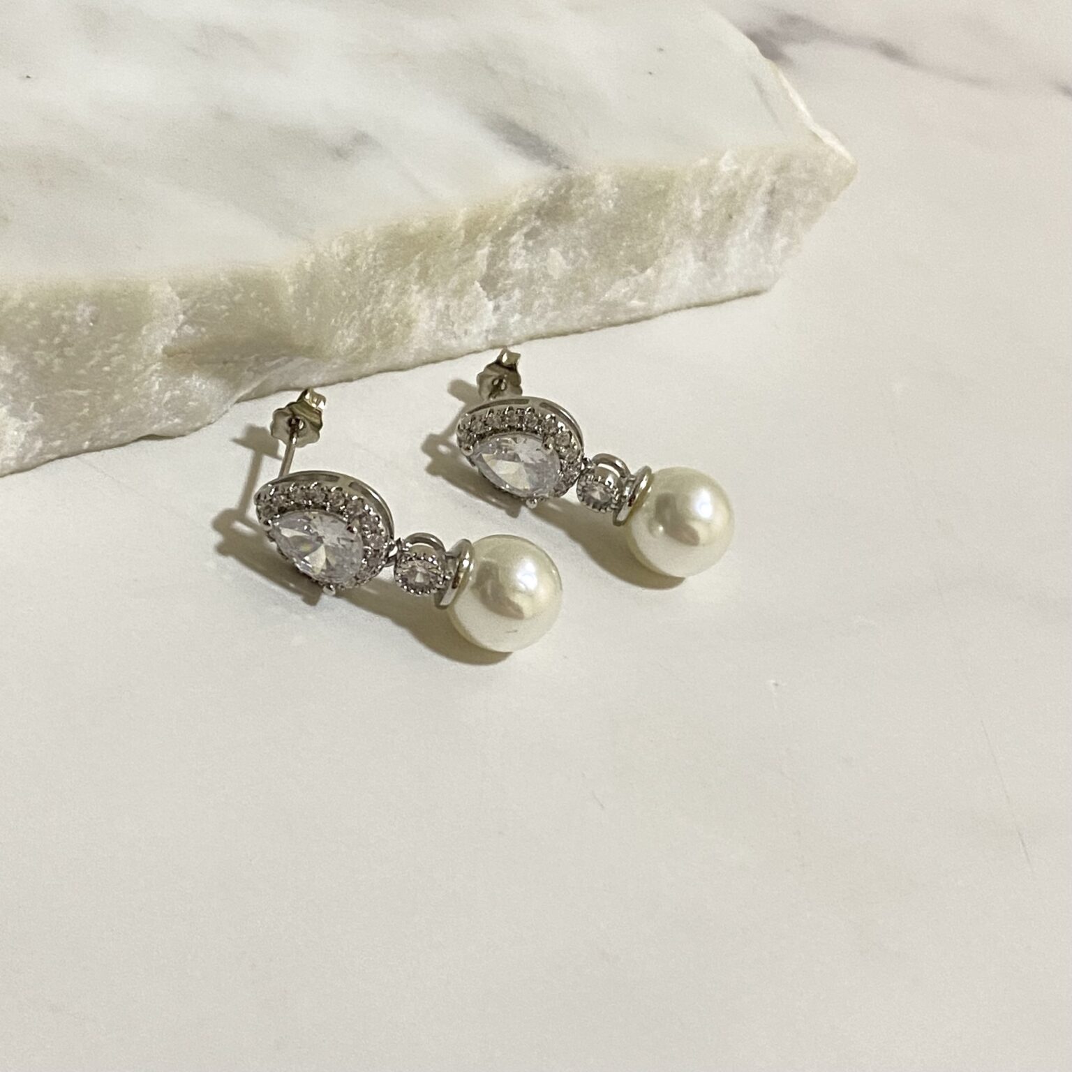 Aro novia perla pequeño