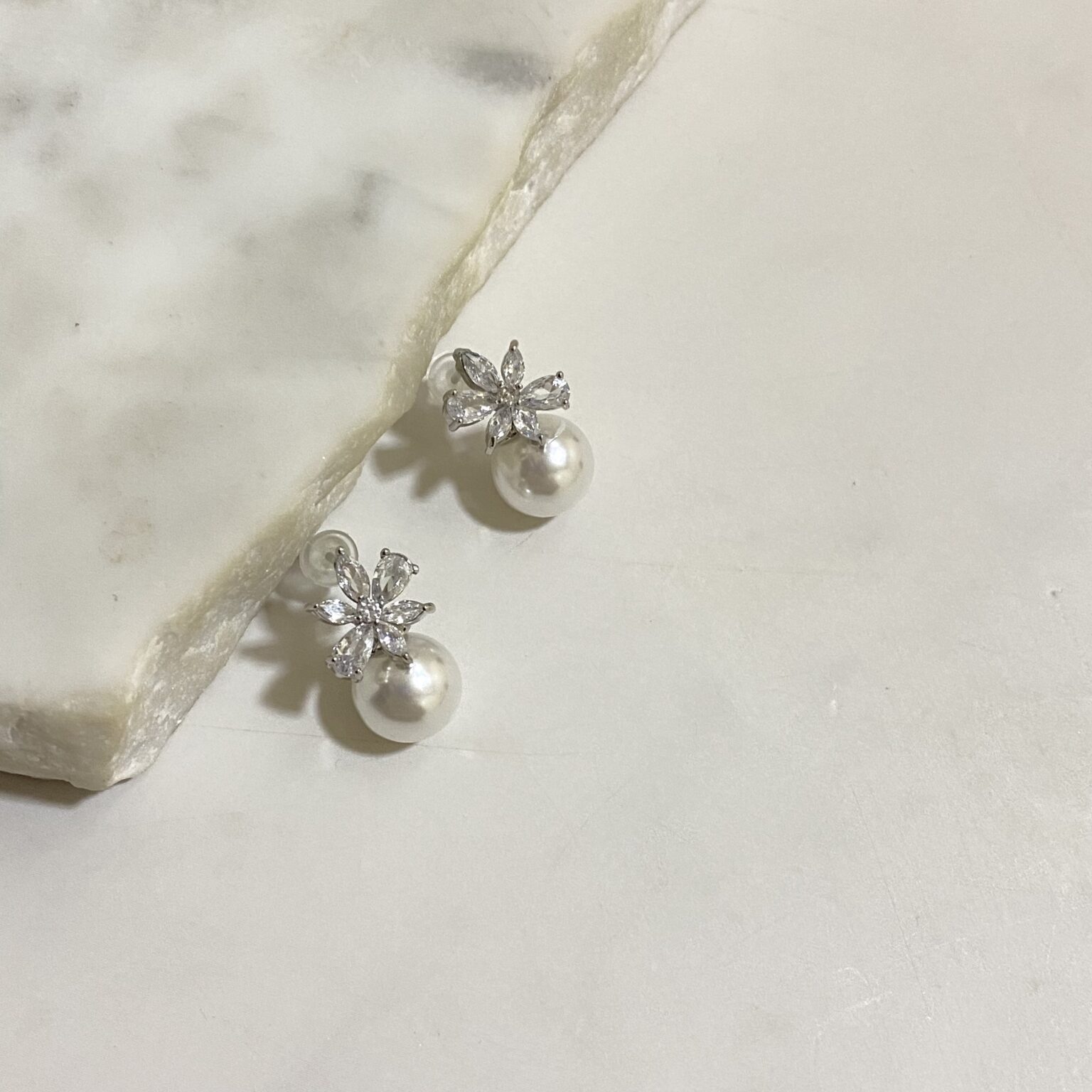 Aro novia perla y florcita