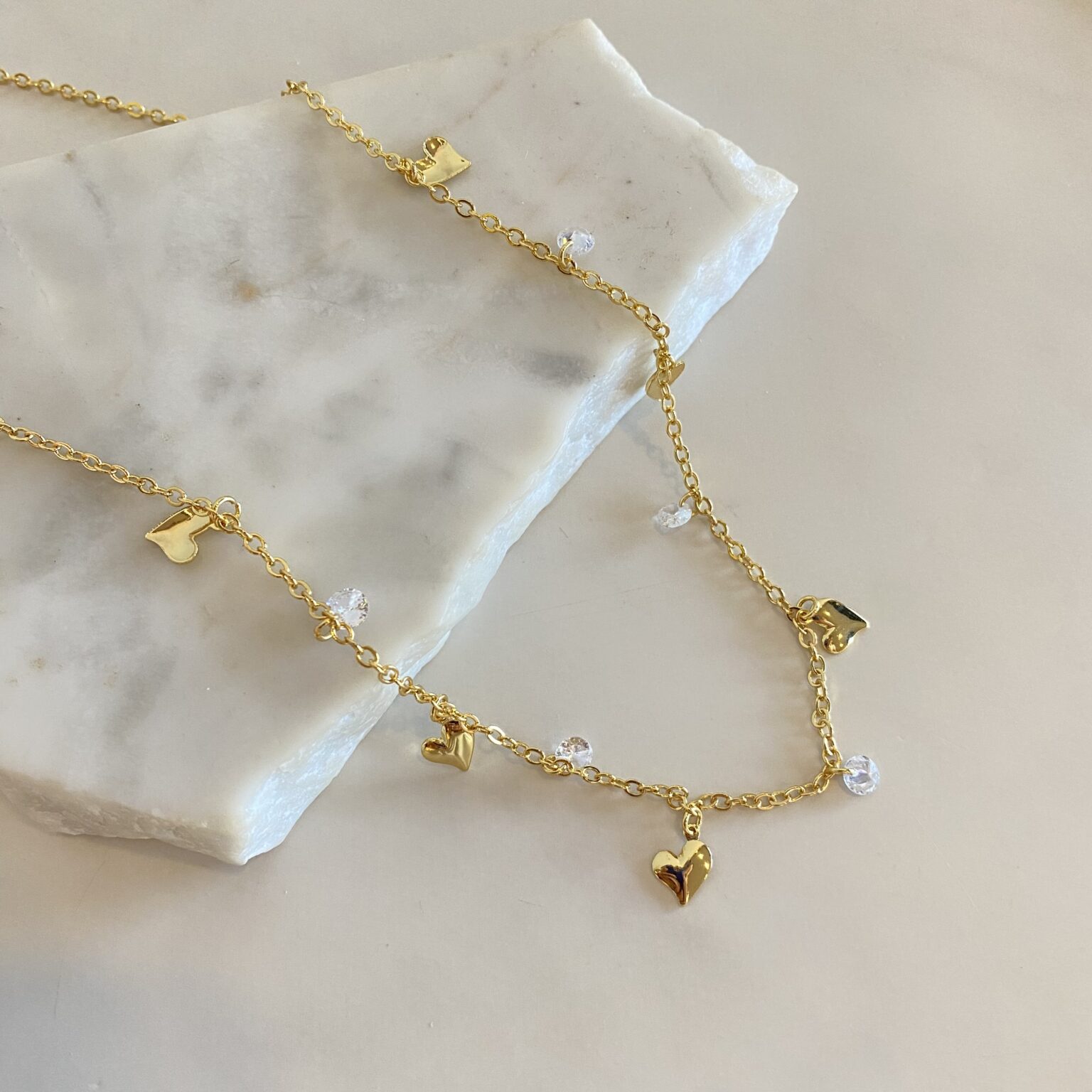 Collar puntos de luz colg. Y corazones 7645