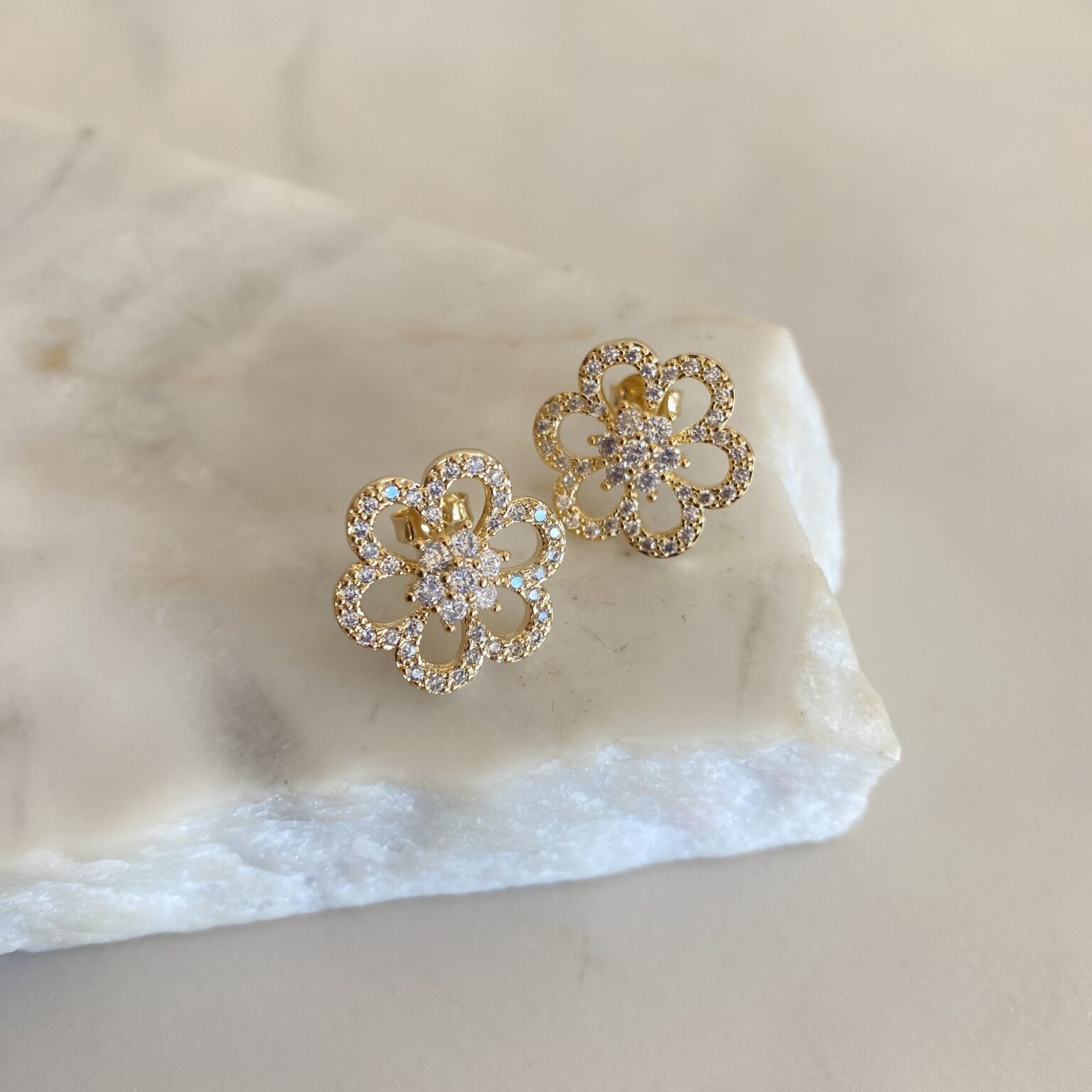 Aro flor G de zirconia pétalas 7672