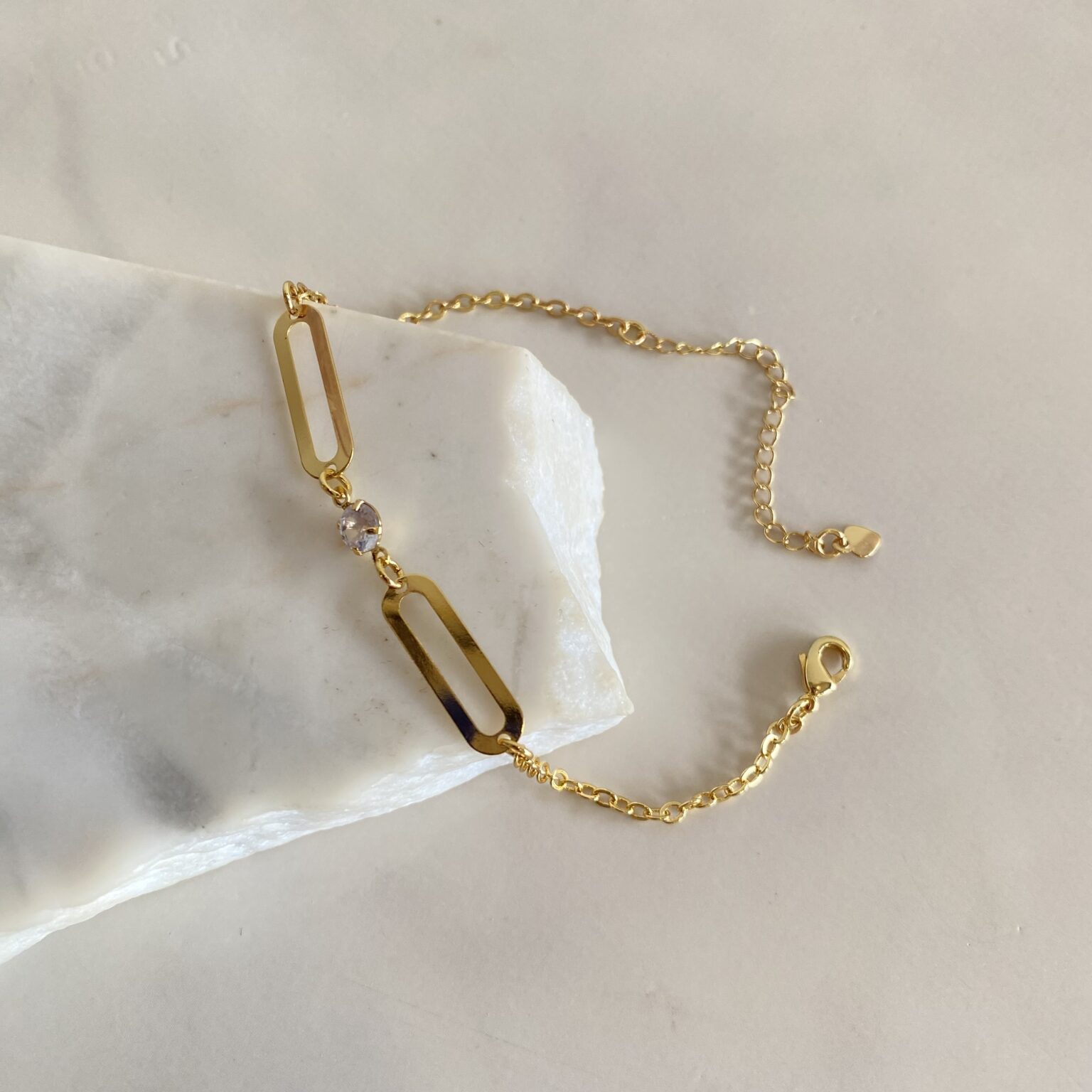 Pulsera con dos ovales y punto de luz 7598